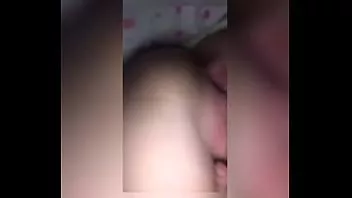 Riproduci Ragazza indiana apre le sue mutandine e mostra la figa
