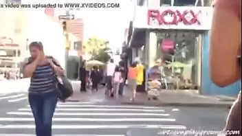 Putar Wow saya cum hanya dengan memijat bola saya ke jalang ini