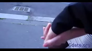 播放 天女维罗妮卡求东加