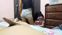 Reproduzir Esposa adolescente fode marido depois de consertar o quarto - jovem gata latina com bunda perfeita