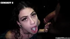 Riproduci Gloryhole Gangbang: Lydia Black Dolliw cum come un professionista