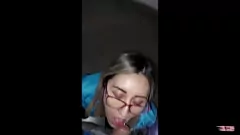 اشتعلت في هذا الفعل: يحصل Big Dick على اللسان البخاري في درج الطوارئ