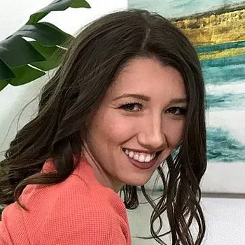 Pornstar Maya Woulfe