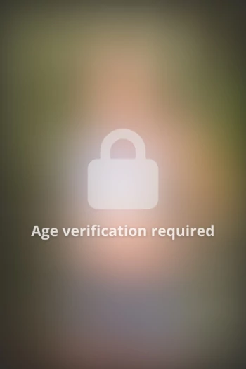 Порнозвезда Savannah Sixx